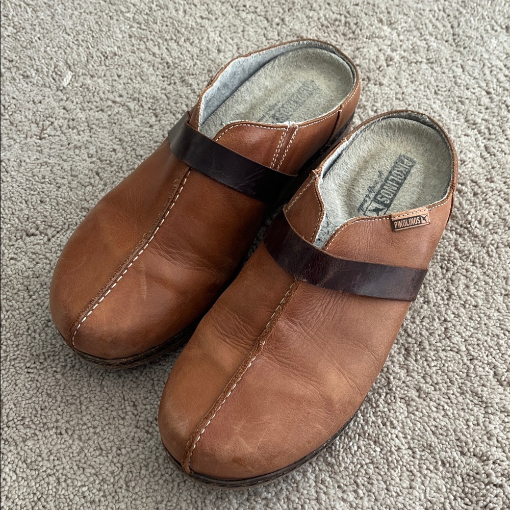 Pikolinos Brown Leather Slip-On clogs